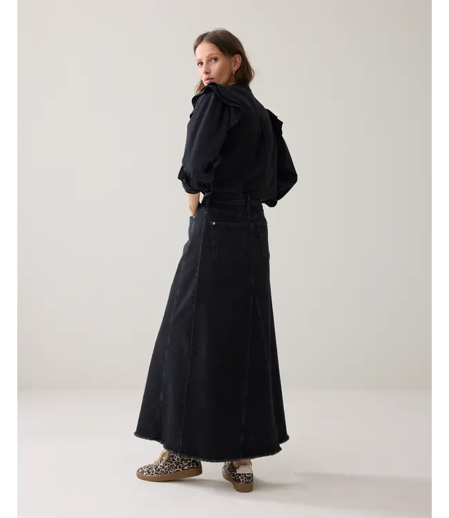 6s1330-5197/000499-BlackDenim  Denim skirt comford black denim