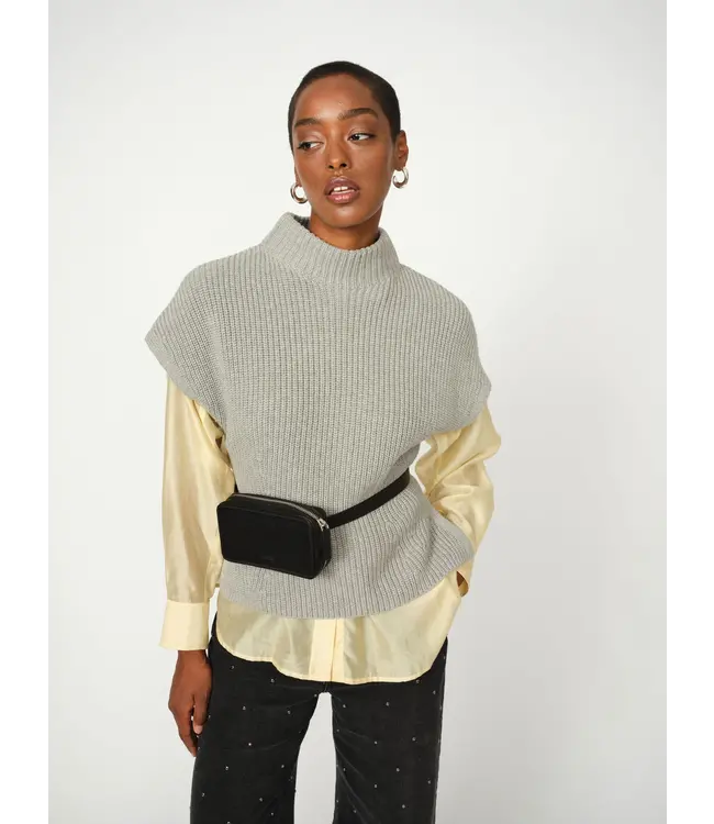 173490/GreyMelange  MMBiola Bine Knit Vest