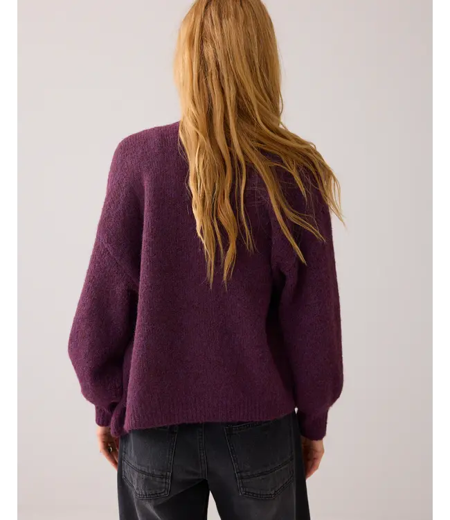 7s5844-7997/000324-WineBerry  Puff sleeve cardigan cozy melange knit