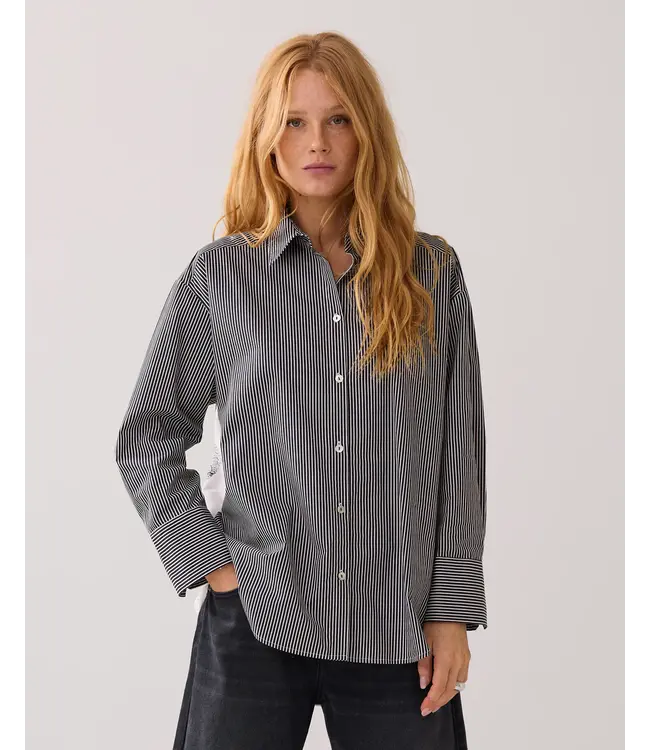 2s3347-12271/000990-Black  Blouse Big flower cotton