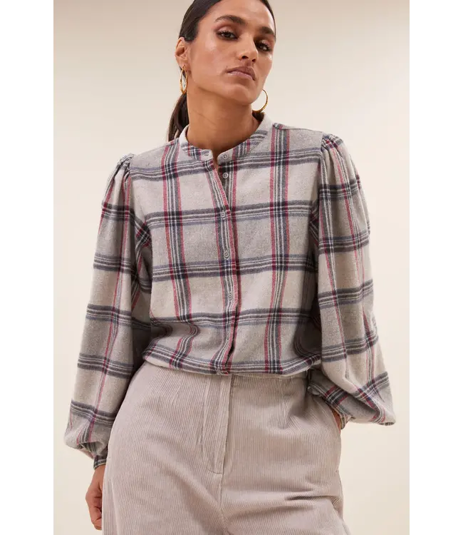 25512062 blouse day check