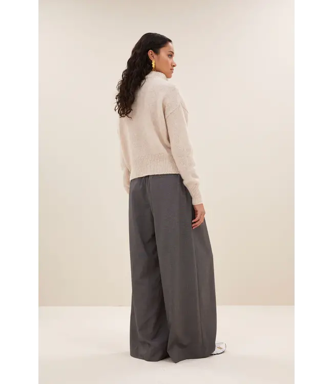 25515020/chalk  boxy beau pullover