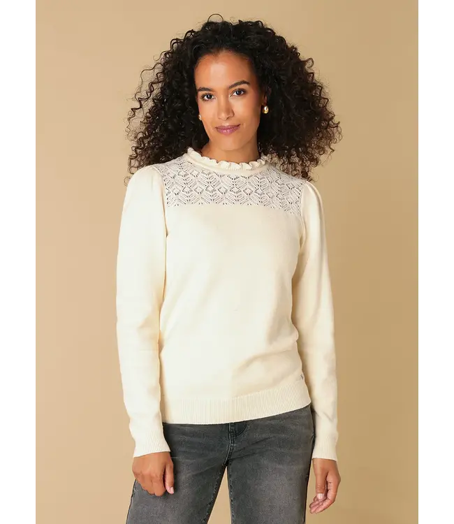 4200611/Cream  Rose  Tops
