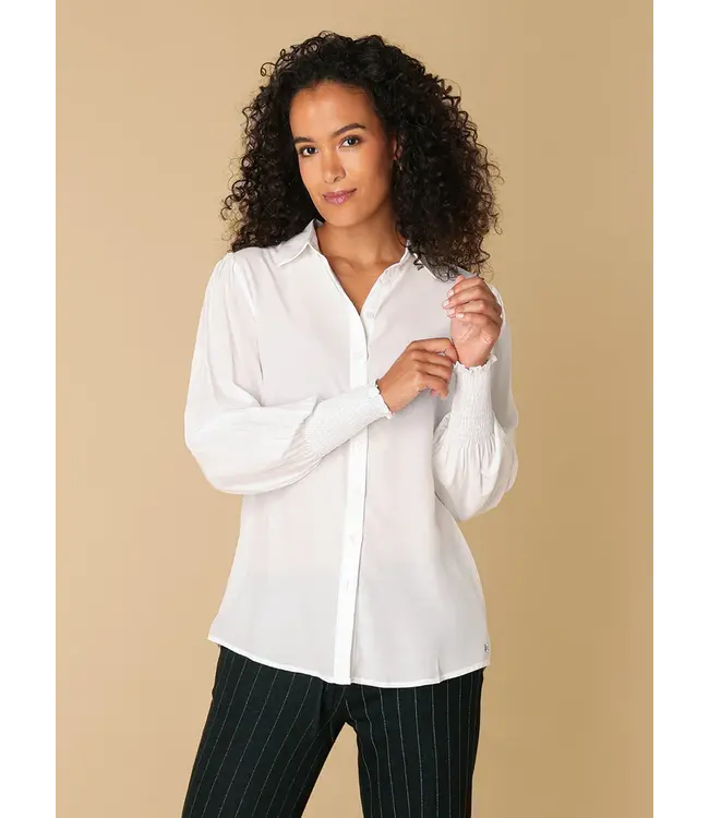 4200623/White  Rebell  Tops