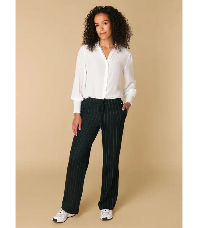 4200623/White  Rebell  Tops