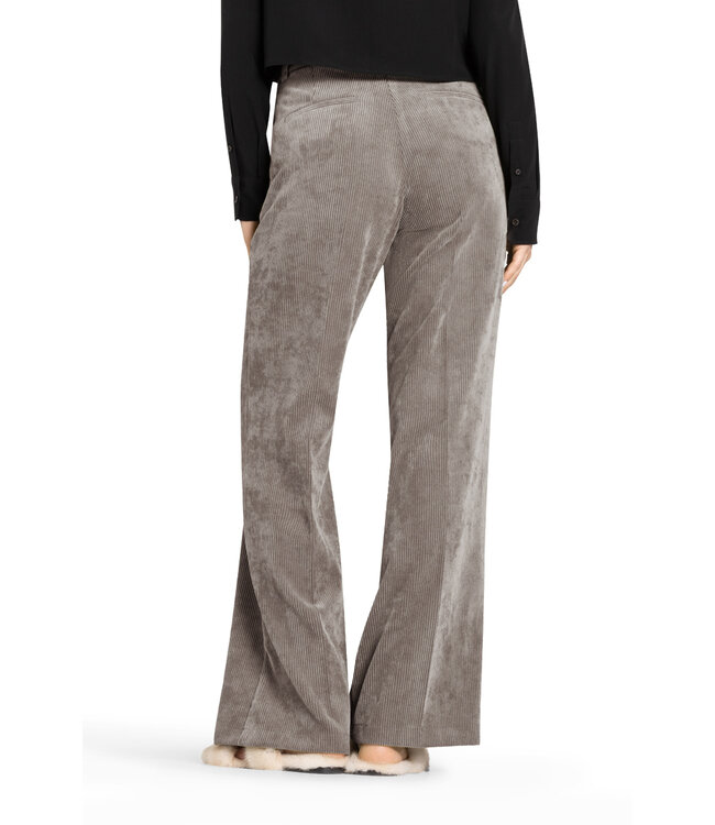 7108-0246/01-793 Amelie grove rib MinkHoney