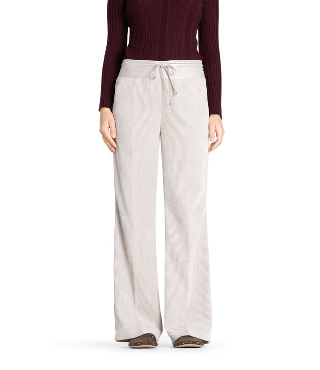 7108-0324/03-048  Ava double jogg