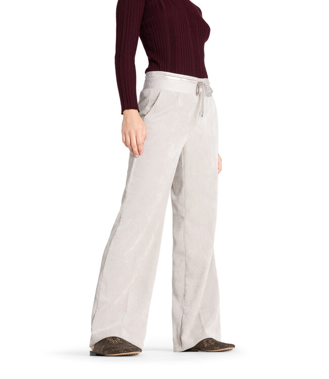 7108-0324/03-048  Ava double jogg