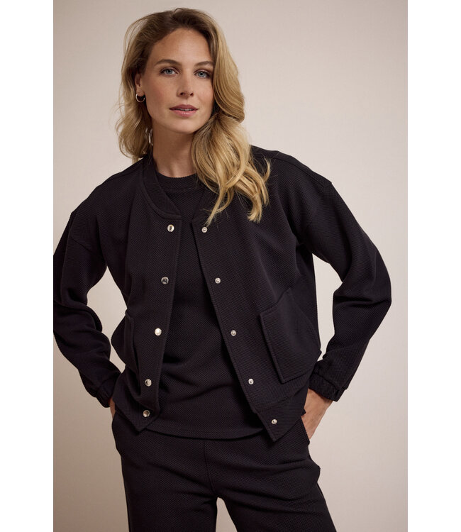 E01-17-801/009000-Black  Structured Bomber