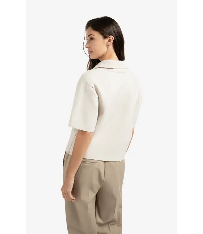 01-000490-509/99005  Short sleeve sweater with collar and half zip