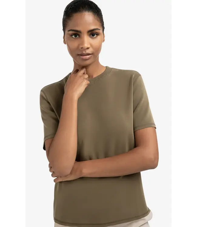 01-109097-509/80820  T-shirt with knitted ribbed neckline