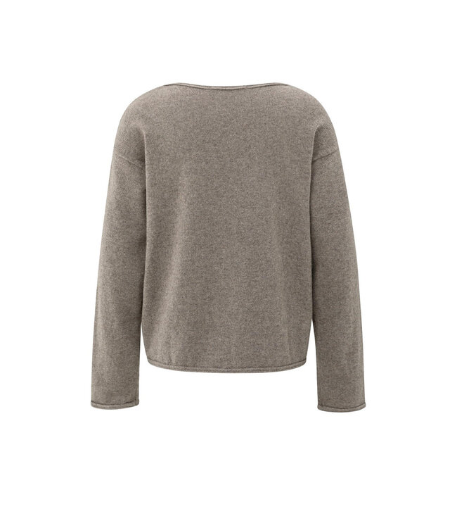 01-000489-509/990172  Boat neck sweater with refined decorative seams