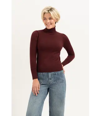Florez CR0299/Burgundy  May turtleneck