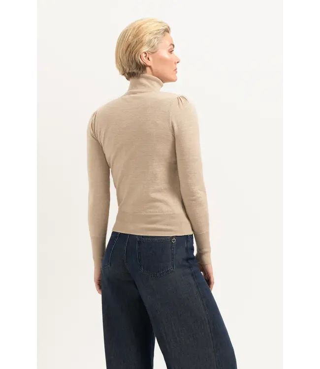 CR0299/Naturel  May turtleneck