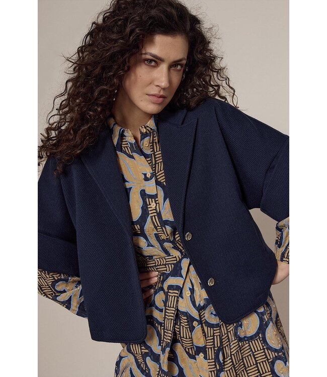 Q01-18-801/005032-Midnight  Short-Sleeve Jacket Paspel Collar