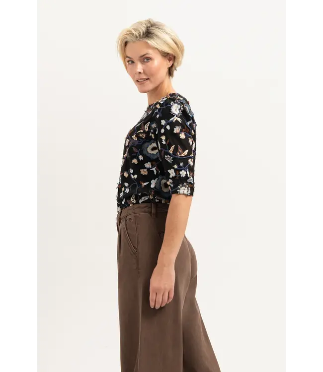 CR0328/WesternFlowers  Alice Mesh Blouse