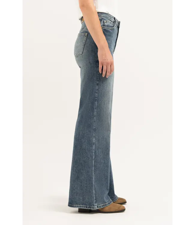 CR0029/SophisticatedBlue  Ana Flared