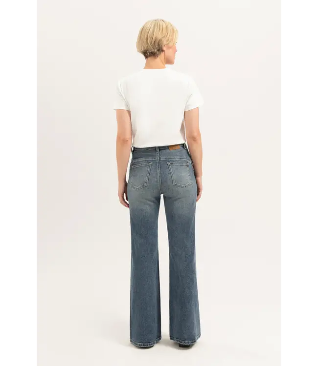 CR0029/SophisticatedBlue  Ana Flared