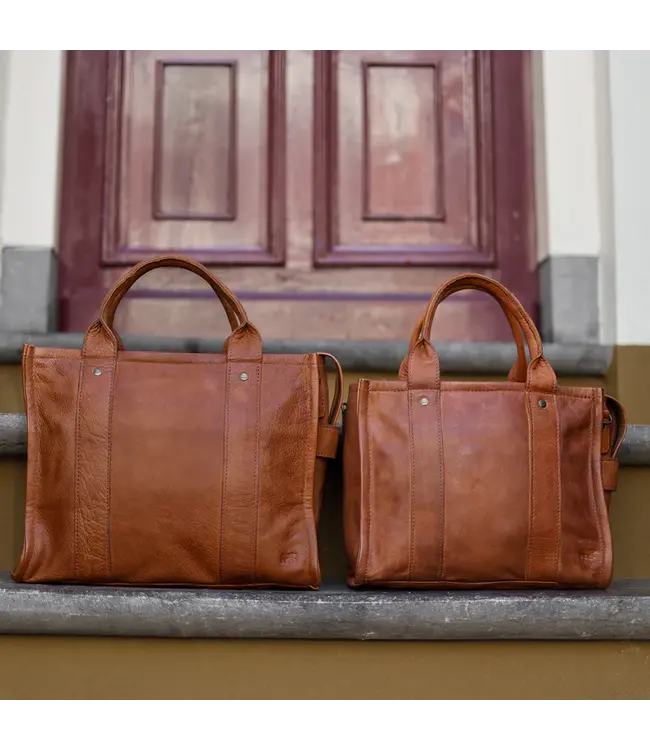 CP3245 Pepe Totebag Medium BORDEAUX