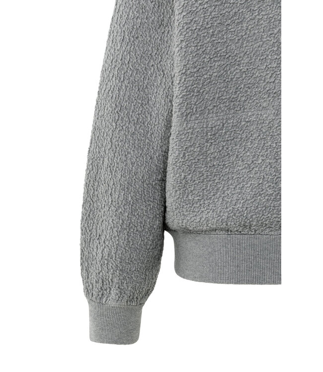 01-010121-508  Bombervest met textuur en ronde hals