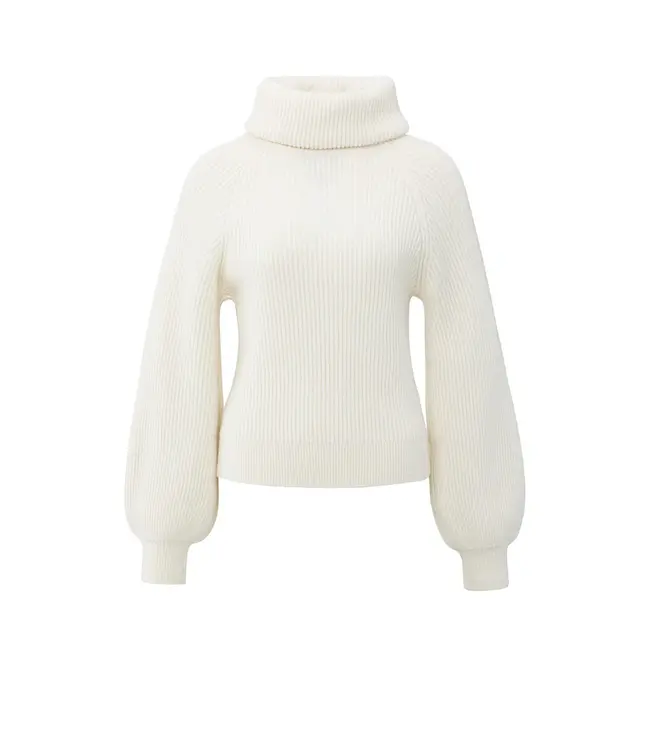 01-000508-510/99035  Knitted sweater with wide collar and balloon sleeves