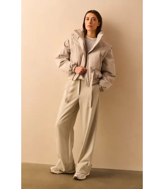 01-301224-510/990312  Soft structured trousers with big turn-ups