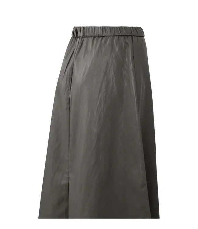 01-409085-510/99033  Faux leather A-line midi skirt with pockets