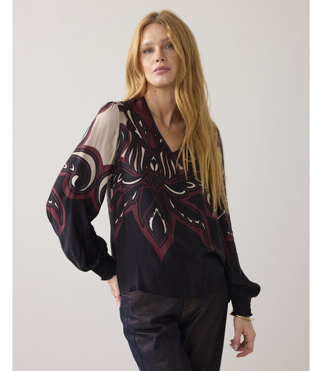 2s3397-12337/000120-MultiColour  Top v neck Ornament print tops