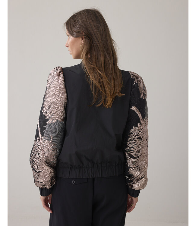 1s1275-12336/000120-MultiColour  Bomber jacket leaves jacquard