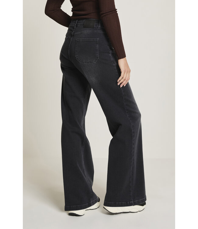 FW252.212290/D168-BlackUsed-L32  Mira-Pocket