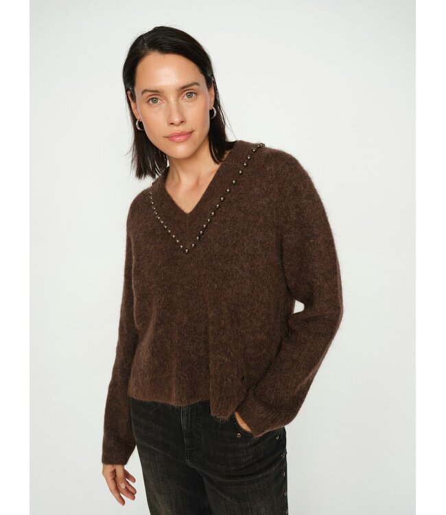 176320/Bracken  MMZora V-Neck Bead Knit
