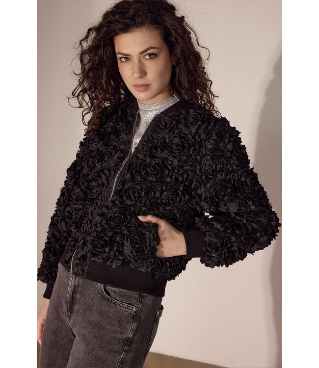 C02-18-801 /B;ack Bomber jacket 3D flowers