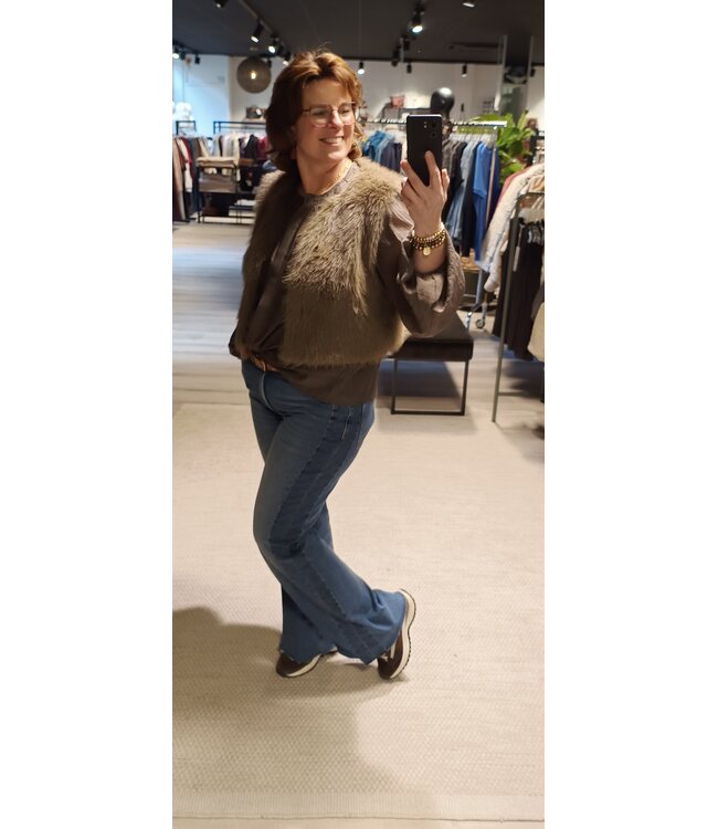 9129-0120/00-5144  Fabienne patch jeans LightShadowUsed