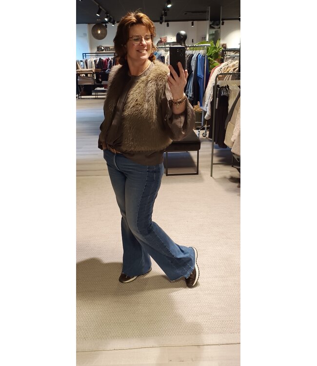 9129-0120/00-5144  Fabienne patch jeans LightShadowUsed