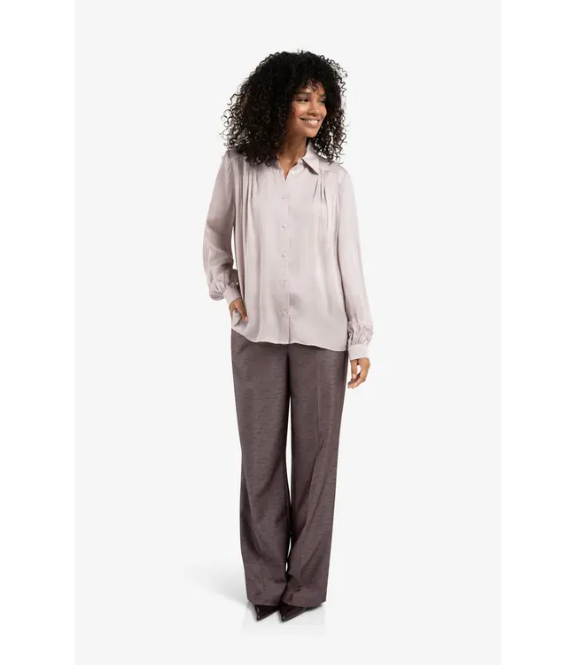 01-201189-511/53802  Blouse with pleated details and satin finish