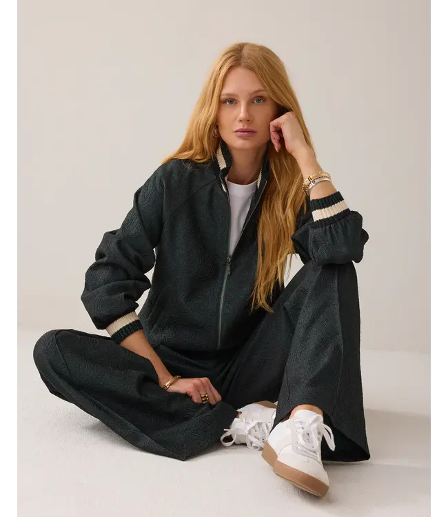 1s1273-12333/000650-EmeraldGreen  Bomber jacket Glitter jacquard