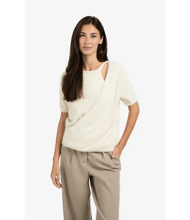 01-010119-508/99005  Fluffy short-sleeve sweater with wrap-over detail