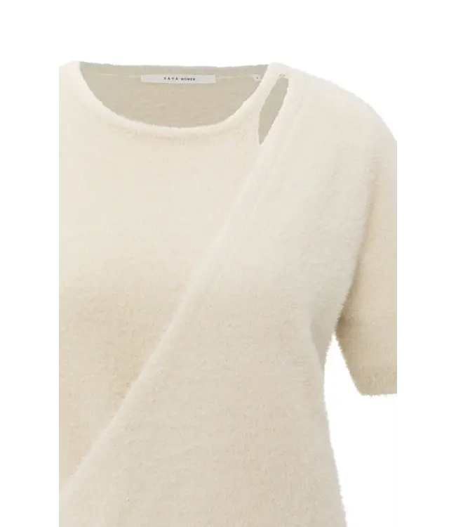 01-010119-508/99005  Fluffy short-sleeve sweater with wrap-over detail