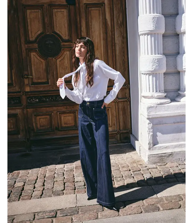 175680/White  MMAyen Stripe Shirt