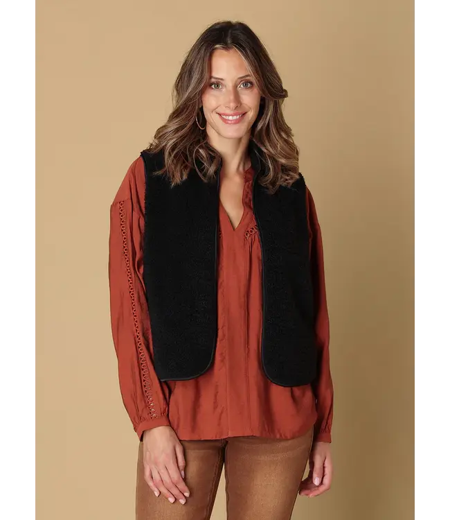 4200838/Black  Shery Cover ups