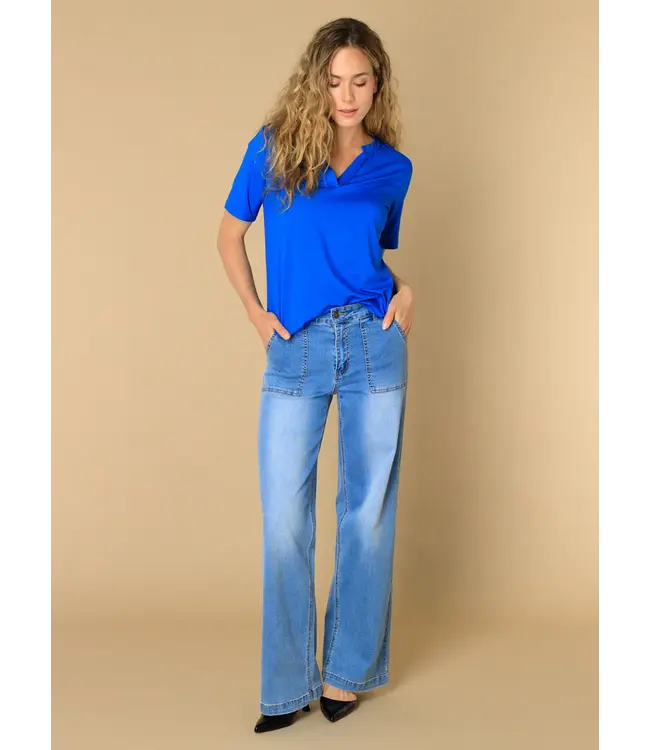 4200881/BrilliantBlue  Esti  Tops