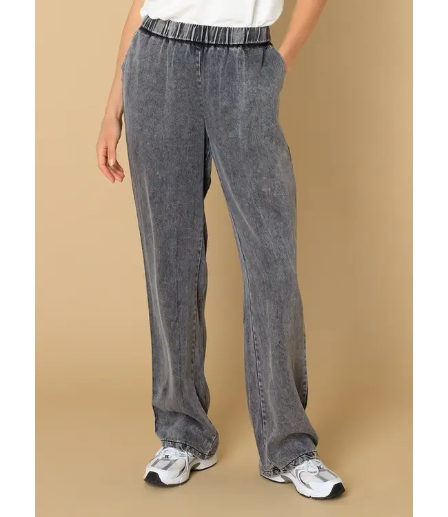 4200577/Black  Elida  Bottoms