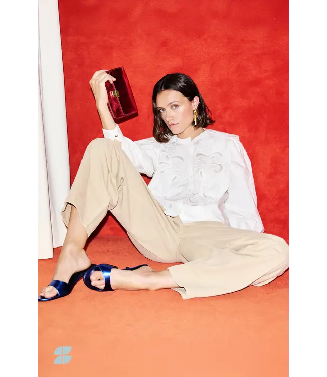 26112007/CloudWhite  Soof embroidery blouse