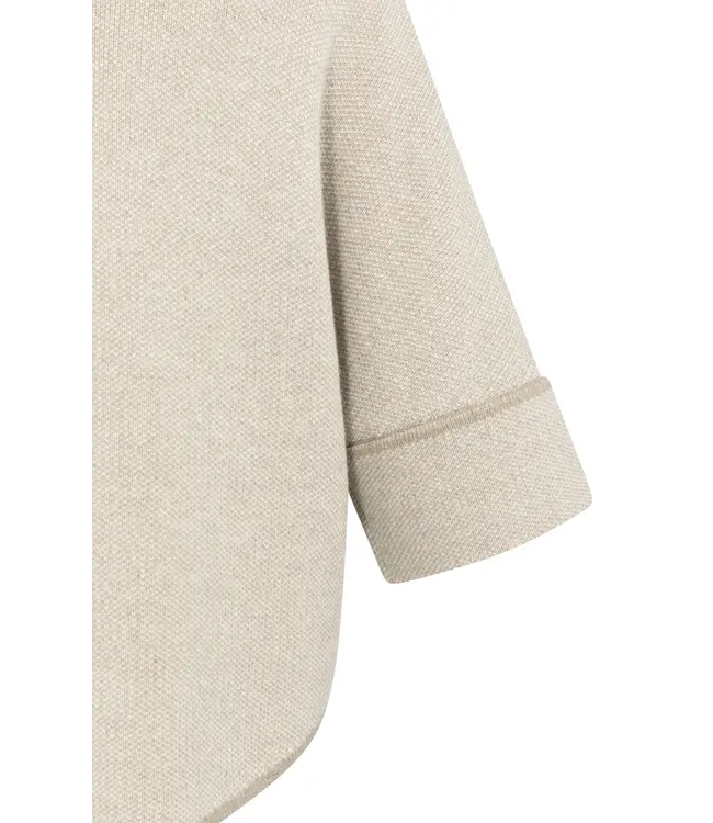 01-010141-601/513061  Chunky knit poncho cardigan with rounded hem