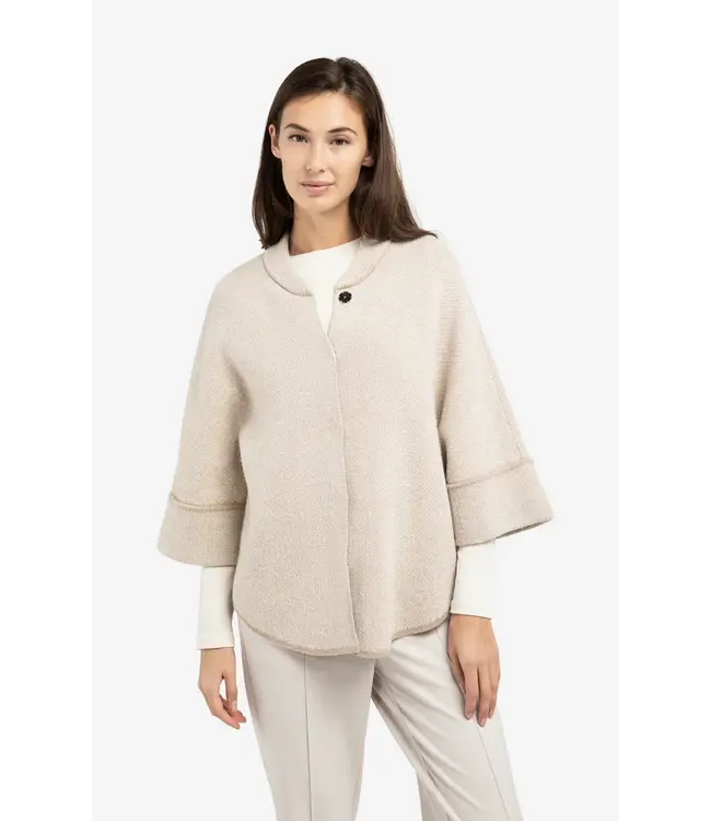 01-010141-601/513061  Chunky knit poncho cardigan with rounded hem