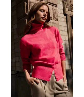 YAYA 01-000549-601/81852  Knitted high neck sweater with button details