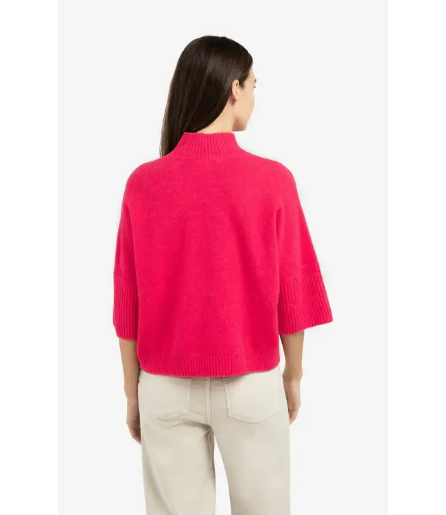 01-000437-601/818522  Sweater with ribbed three-quarter sleeves and mock neck