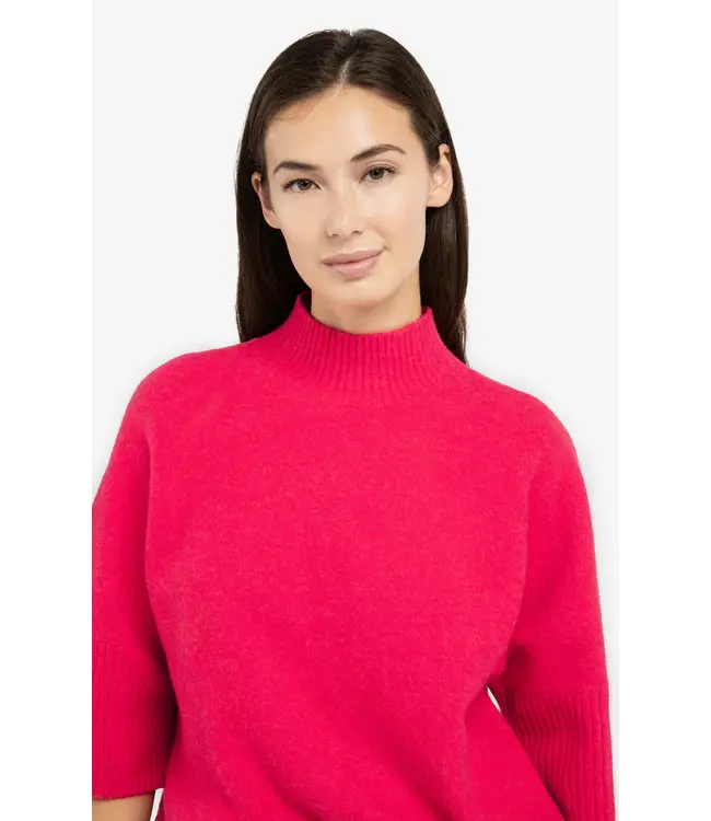 01-000437-601/818522  Sweater with ribbed three-quarter sleeves and mock neck