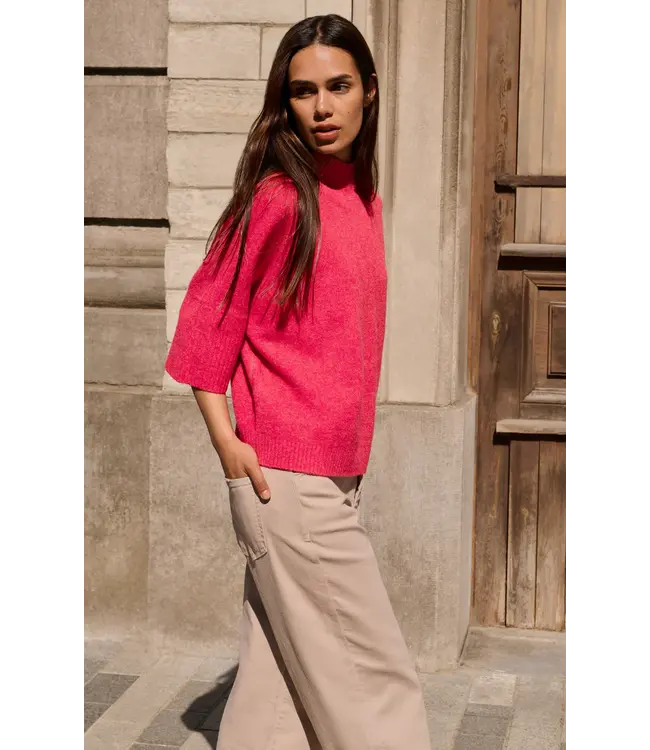 01-000437-601/818522  Sweater with ribbed three-quarter sleeves and mock neck