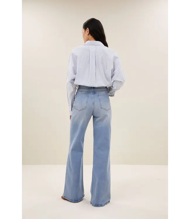 26218043/LightDenim  femme jeans